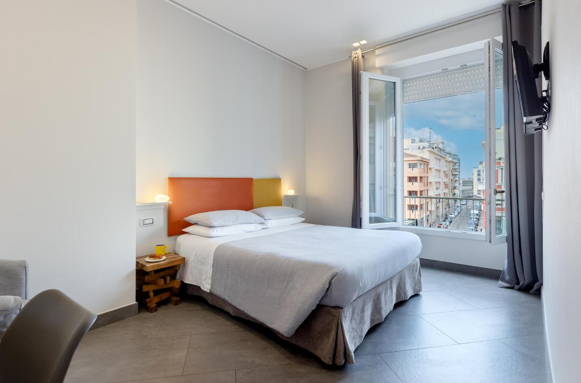Centro Storico Via Sassari Accommodation Cagliari Ngoại thất bức ảnh