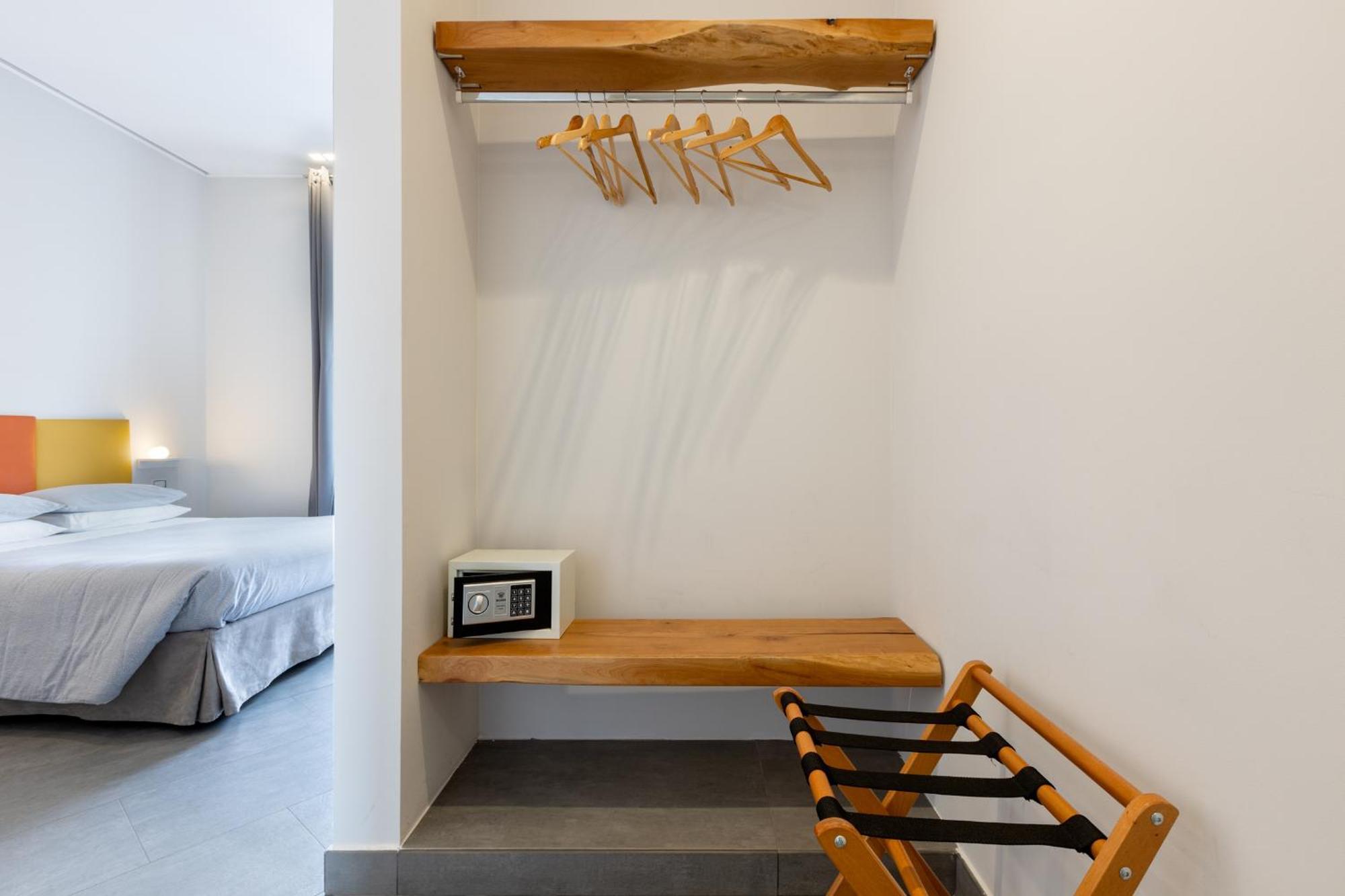 Centro Storico Via Sassari Accommodation Cagliari Ngoại thất bức ảnh